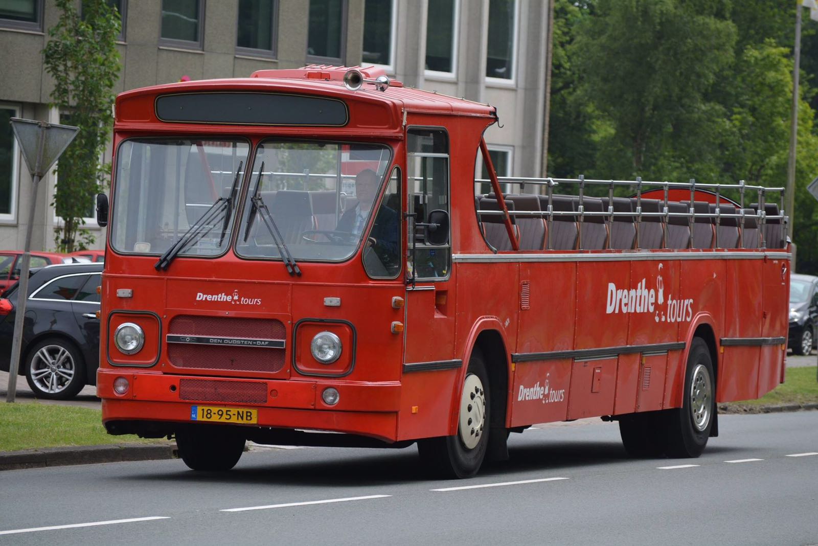 Cabriobus huren